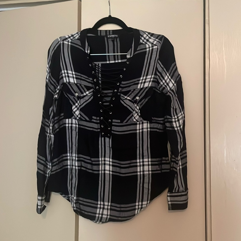 Black stripped top